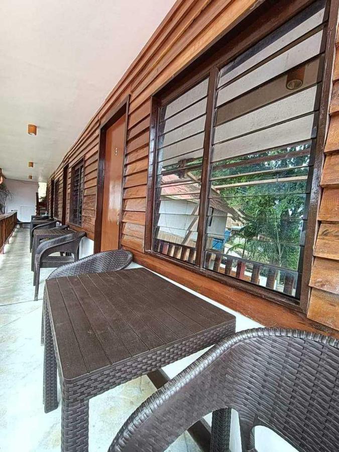 Julz El Nido Inn Exteriör bild